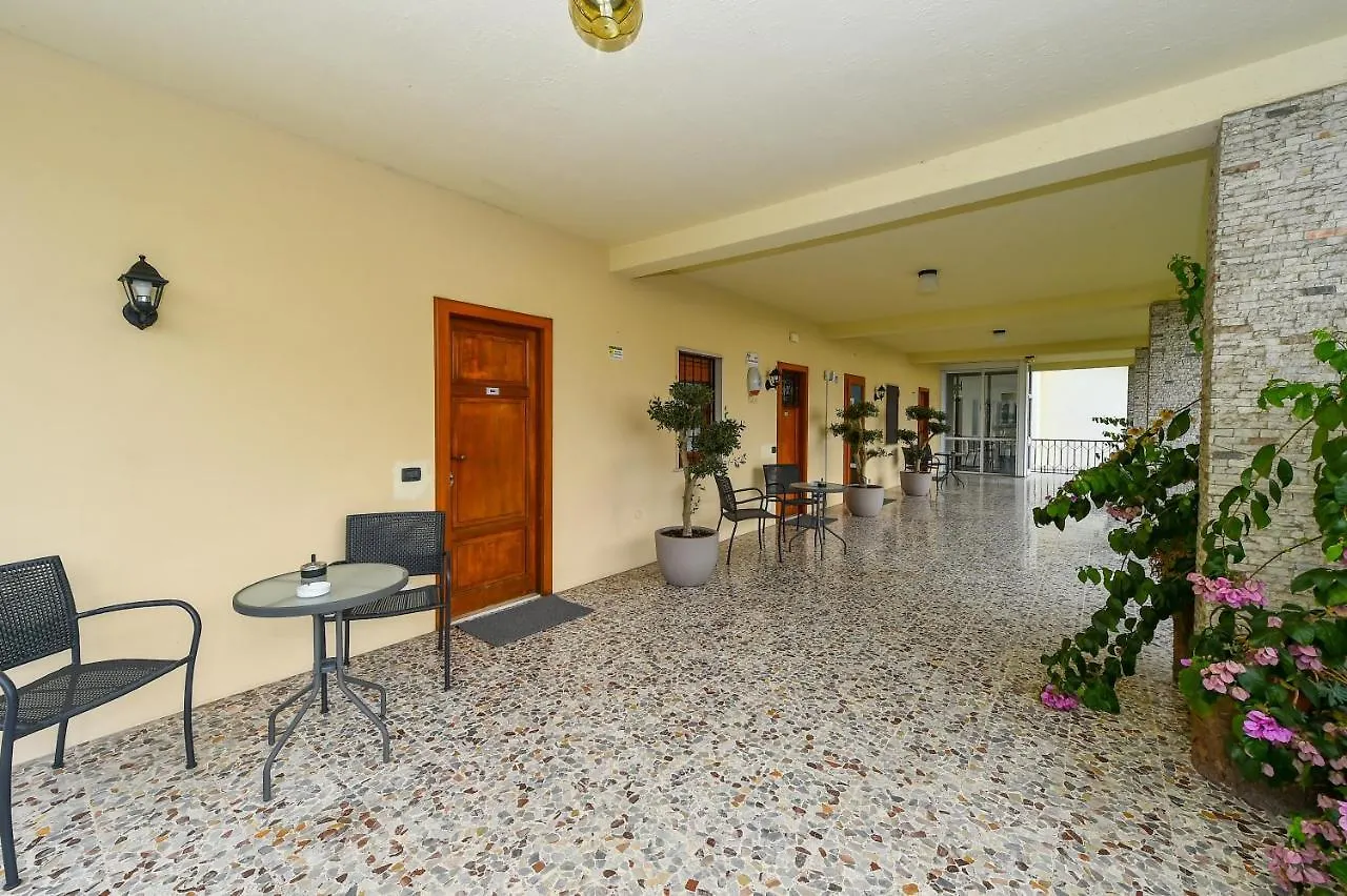 Bed & Breakfast B&B Le Terrazze Su Salo Roe